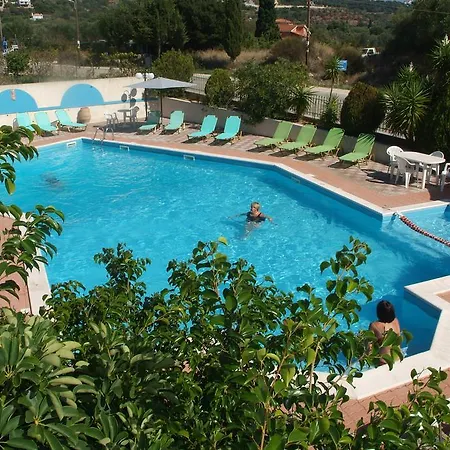 Erietta Hotel apartamentowy 3*