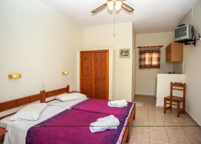 Erietta Aparthotel Svoronata