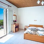 Erietta Ξενοδοχείο με διαμερίσματα 3*
