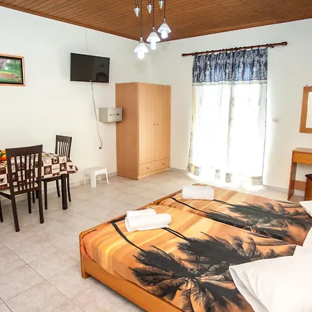 Apart Otel Erietta Svoronata