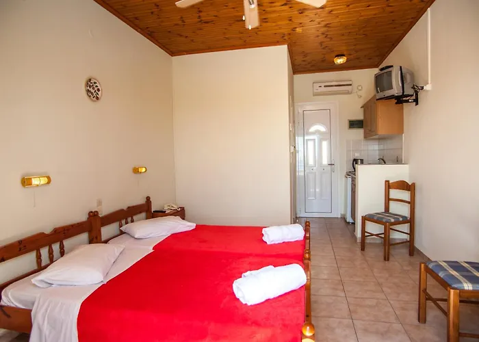 Erietta Aparthotel Svoronata