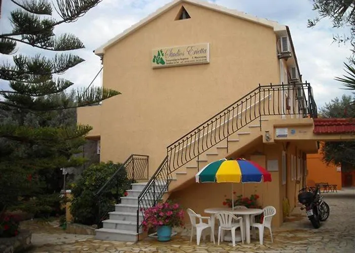 Erietta 3* Svoronata